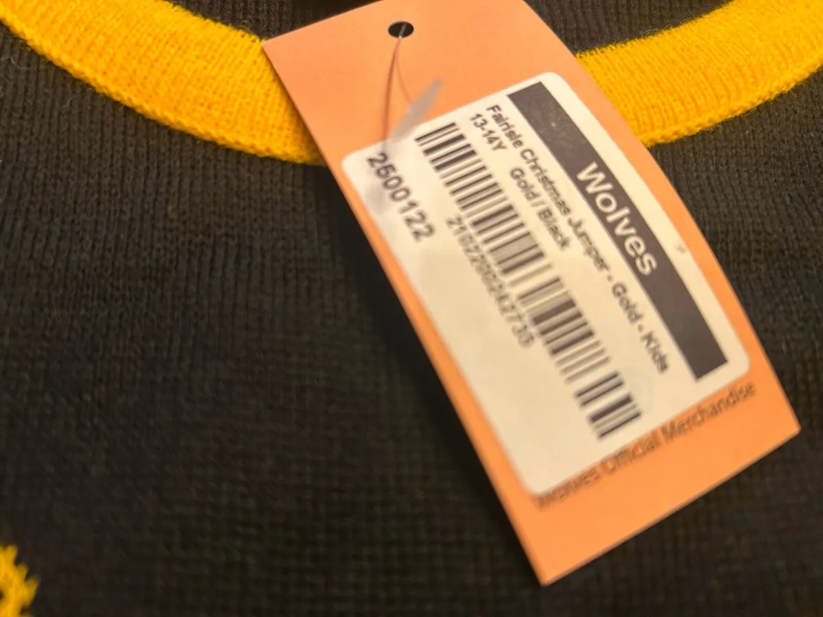 Wolves FairIsle Gnome jumper age 13-14 - Image 2