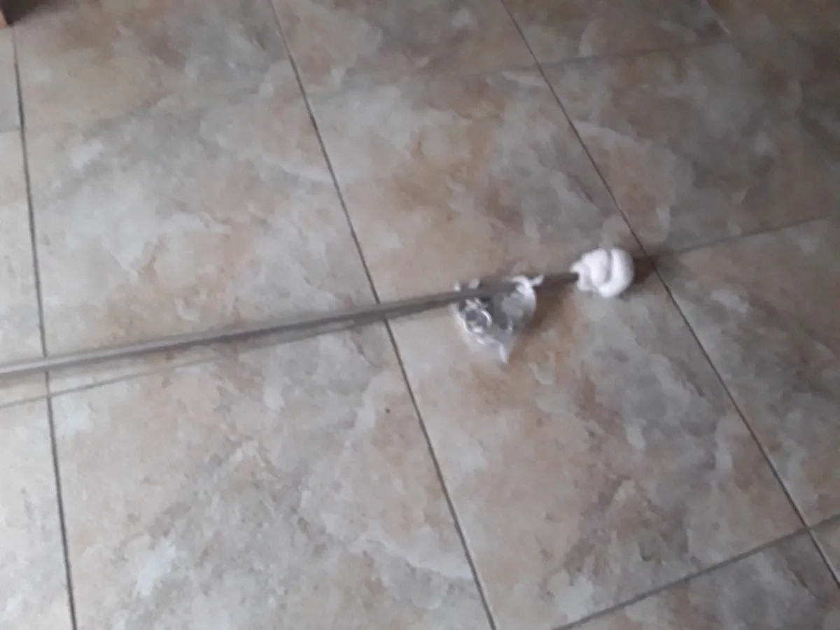 New condition curtain pole glass tops - Image 4