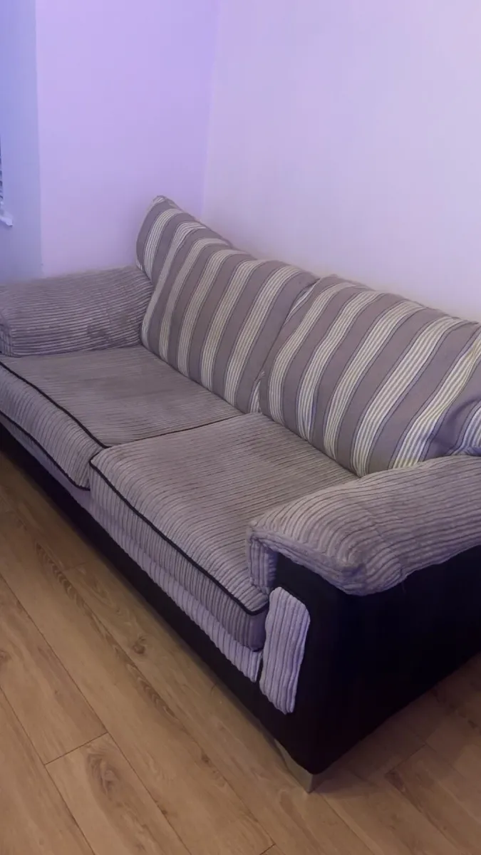 3 & 2 seater Sofas - Image 2