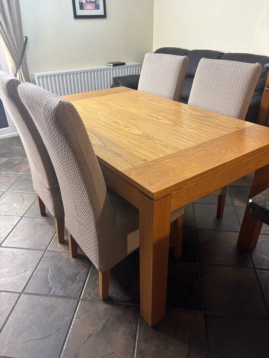 Kitchen table - Image 2