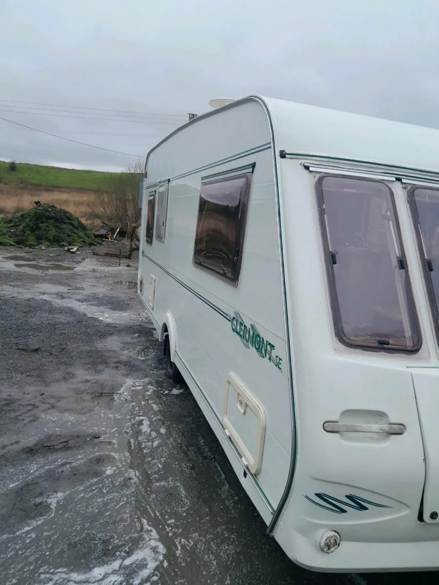 Caravan for sale Herld clermont 490/5 - Image 2