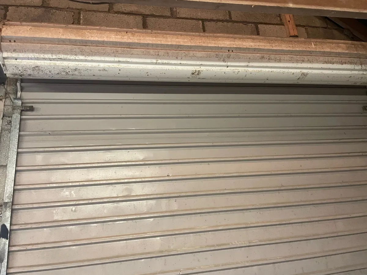 Garage rolling door - Image 3