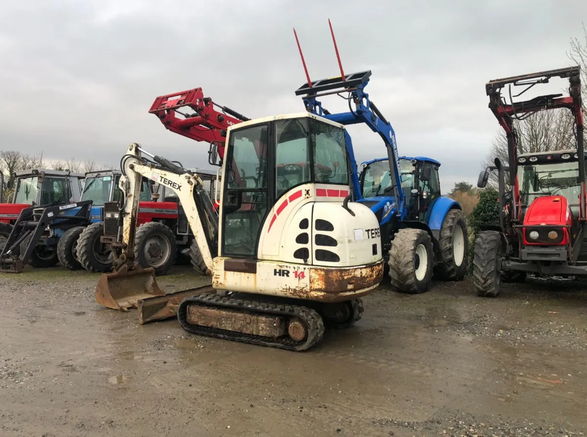 2006 Terex HR14 3 Tonne Digger - Image 3