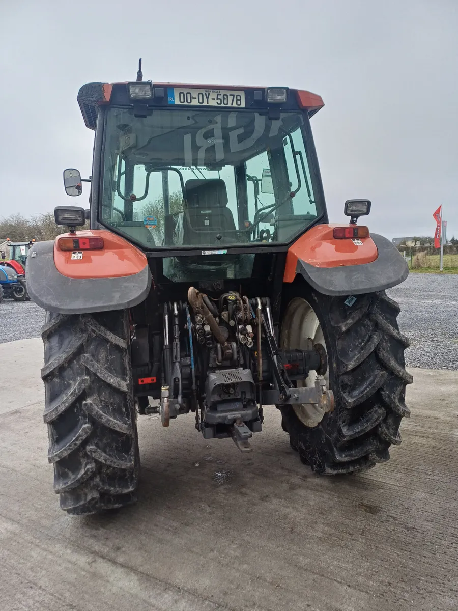 TS 100 New Holland - Image 4