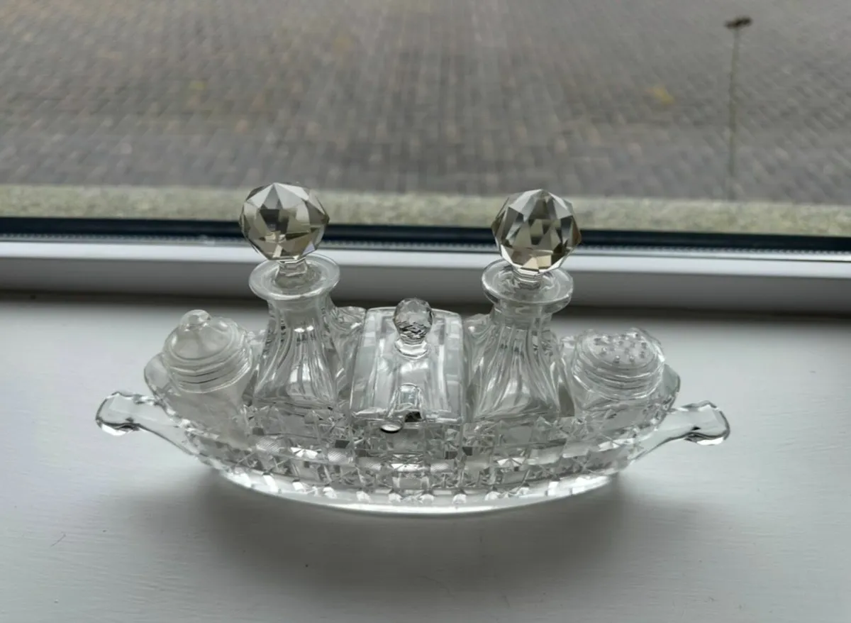 Two Rare Vintage Cut Crystal Cruet Set's - Image 2