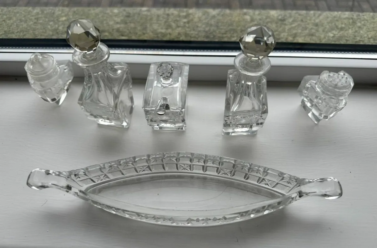 Two Rare Vintage Cut Crystal Cruet Set's - Image 3