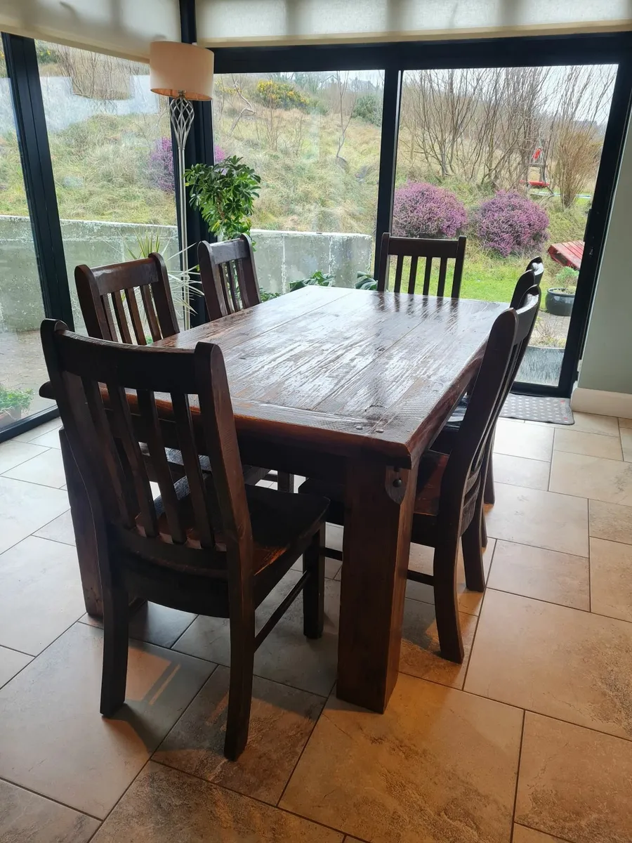 Dining table set - Image 1