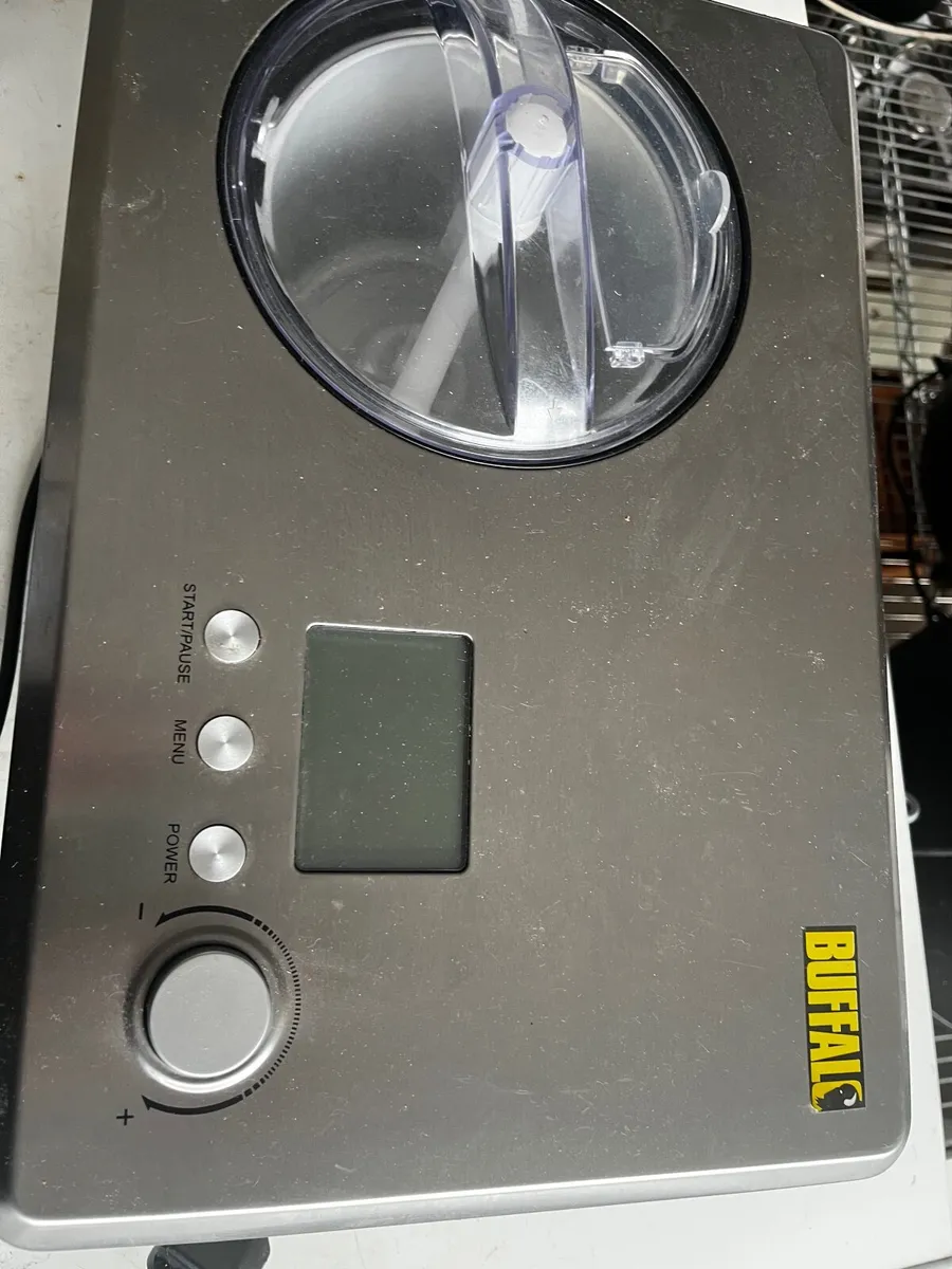 Double chip pan + ice cream maker . - Image 1