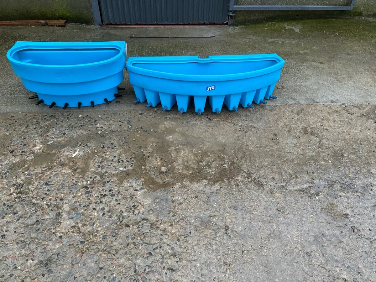 Calf Feeders - Image 1