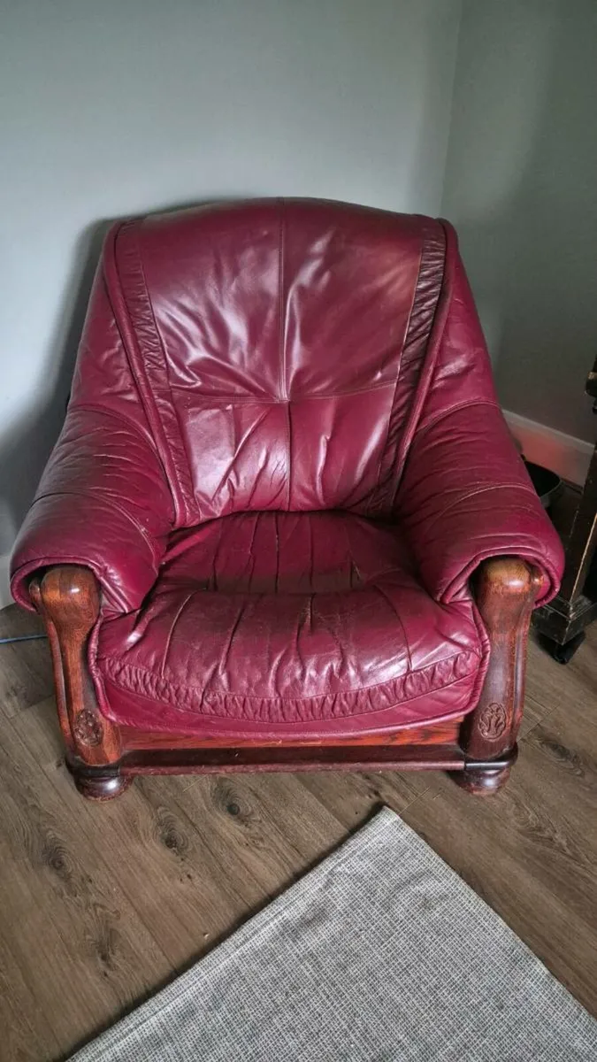 Free Armchairs - Image 4