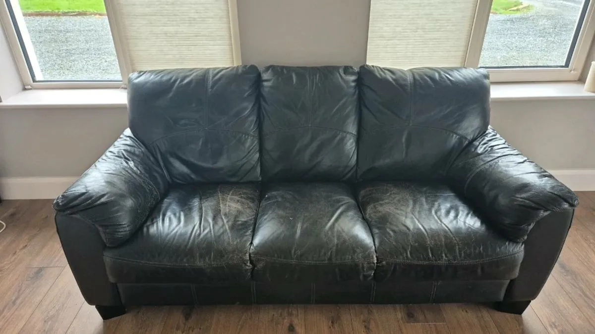 Free Armchairs - Image 2