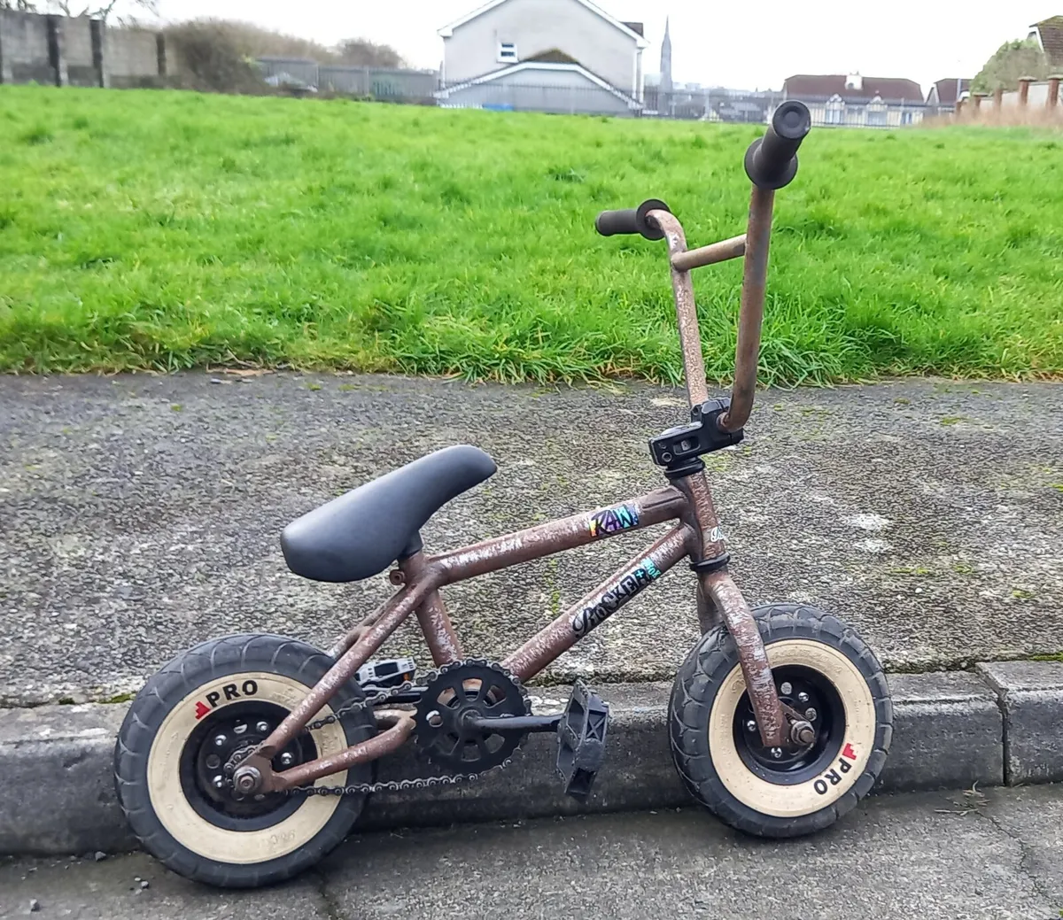 MINI BMX STUNT BIKE - Image 1