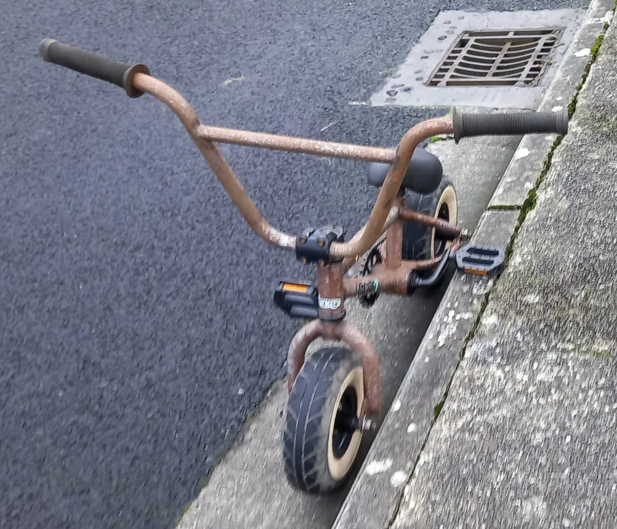 MINI BMX STUNT BIKE - Image 2