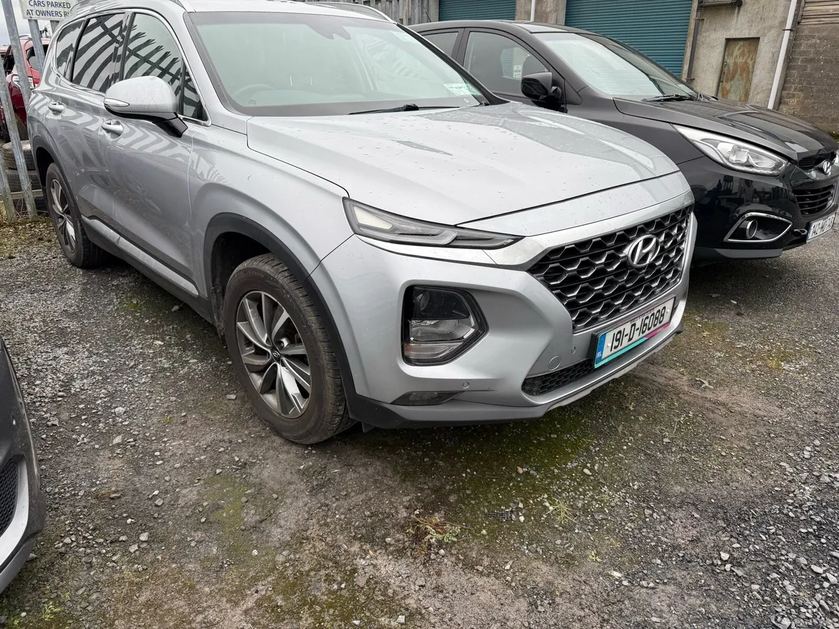 2019 Hyundai Santa Fe 2wd Executive NEEDS ENGINE - Image 1
