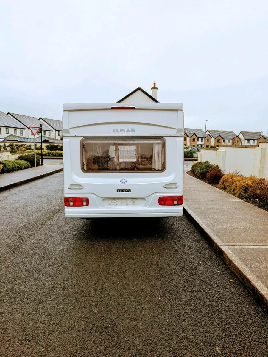 4/5 berth caravan - Image 2