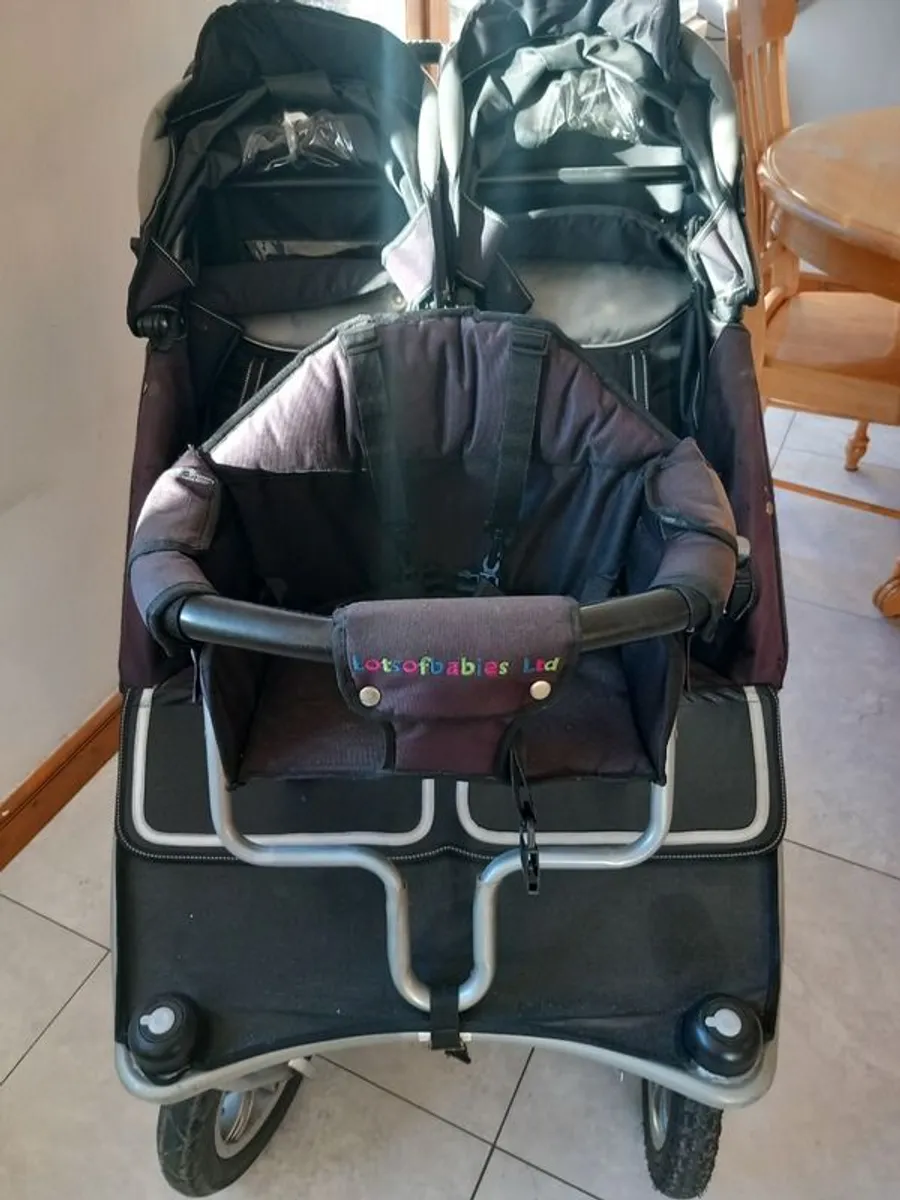 Lots of Babies Triple Buggy - Image 1