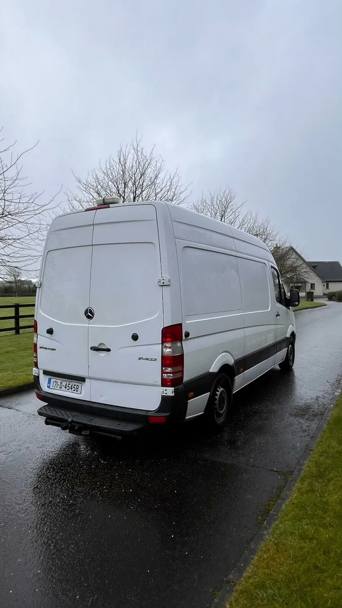Mercedes Sprinter - Image 4