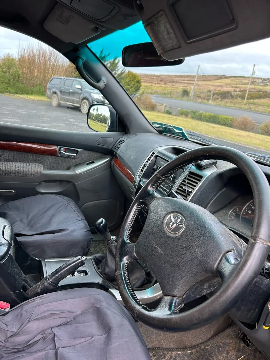 Toyota landcruiser - Image 3