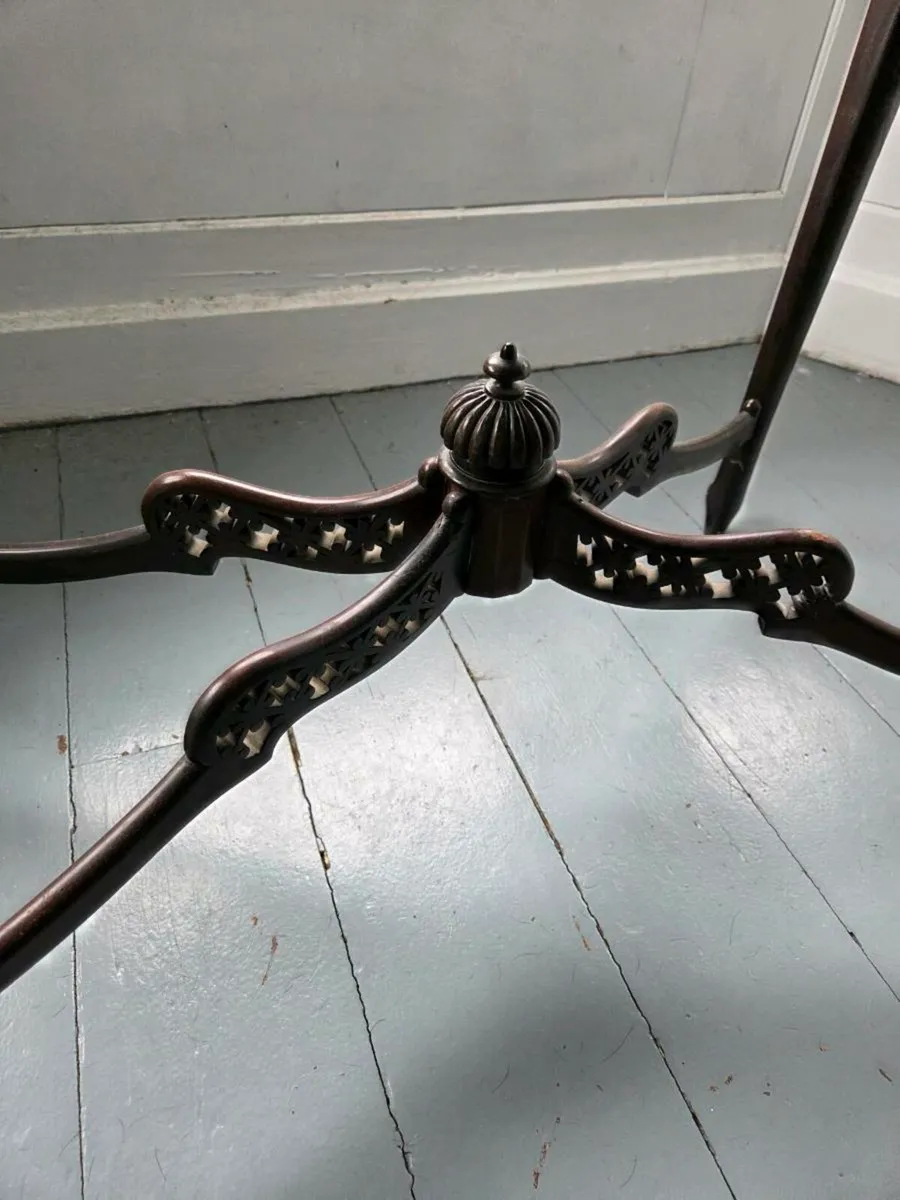 Antique table - Image 2