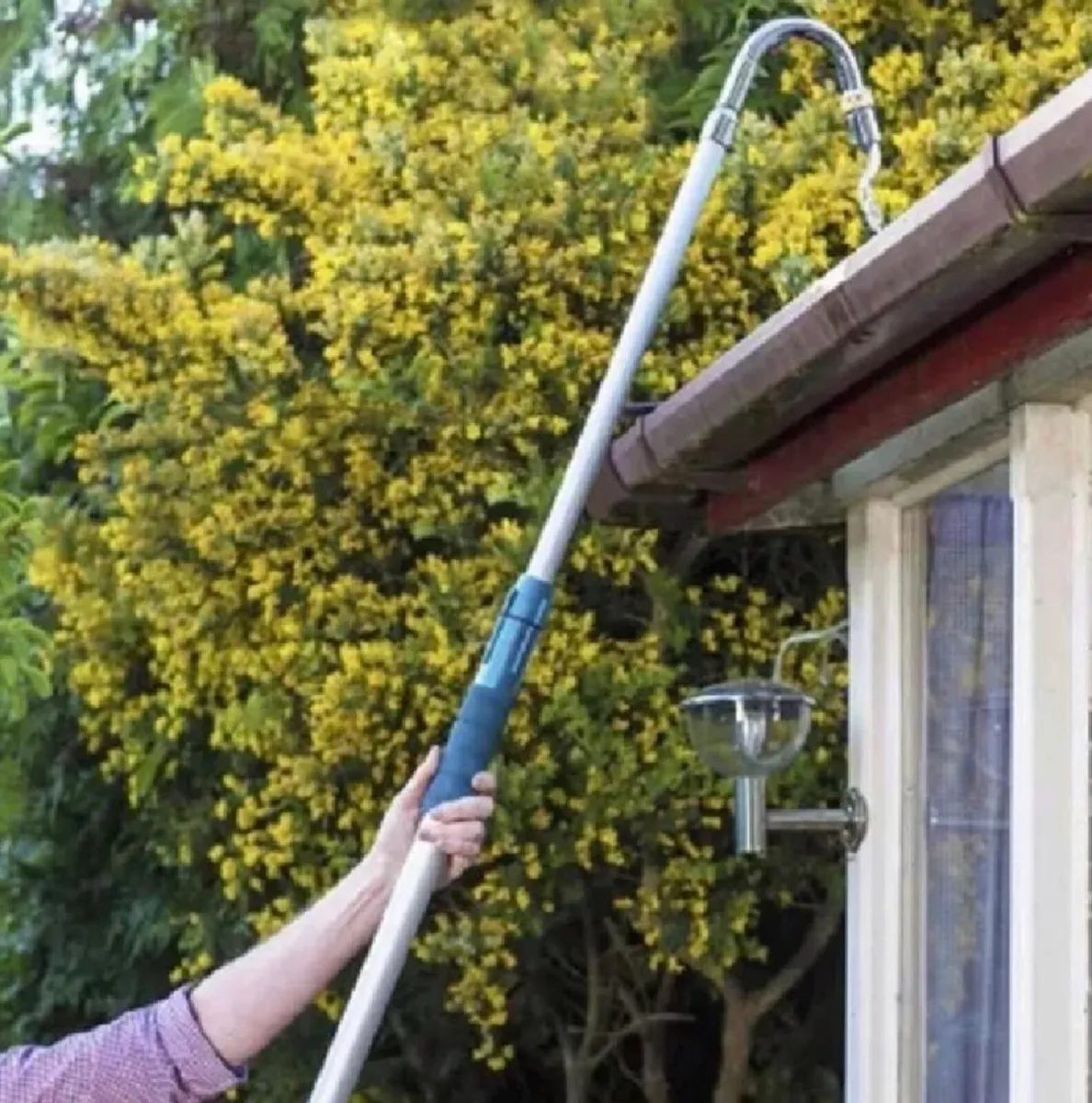 Telescopic Extendable Gutter Cleaner Pole NEW - Image 1