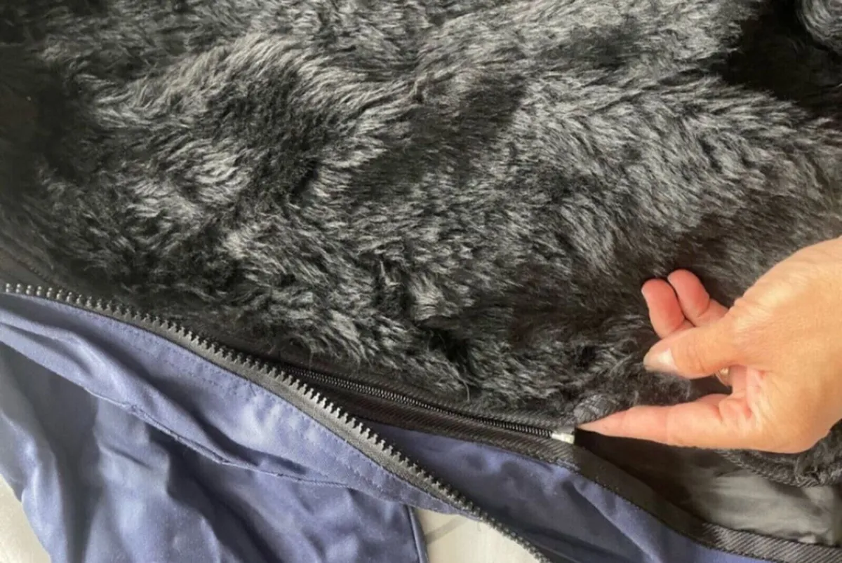 2 Convertible jackets vests and pants - Image 2