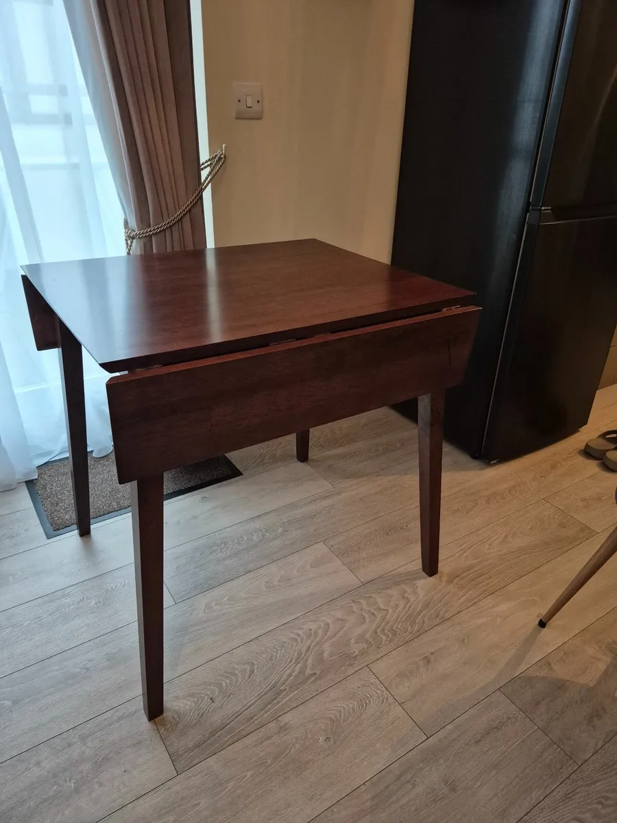 Kitchen  table - Image 2