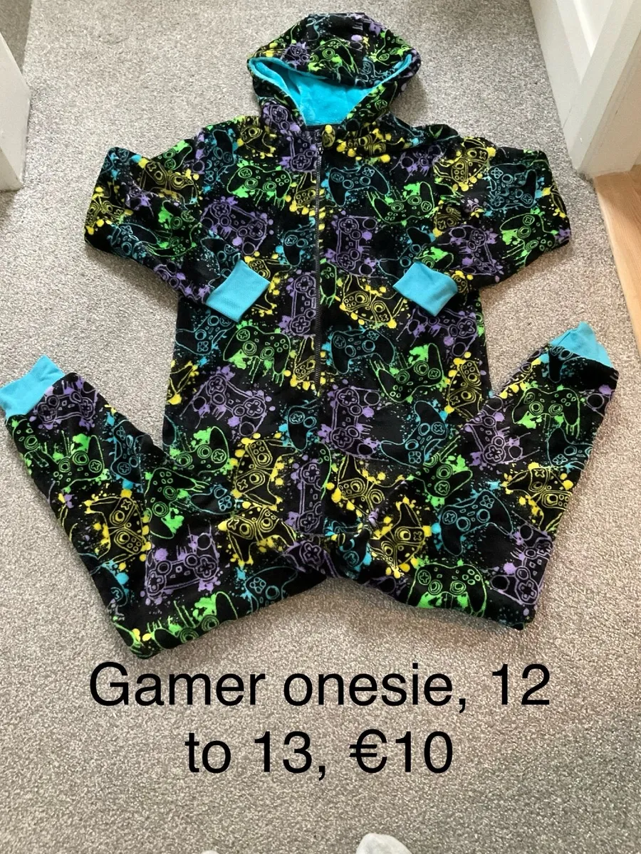 Gamer onesie, 12 to 13