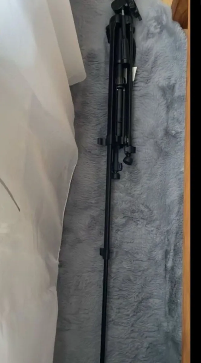 Camera holder tripod - Image 3