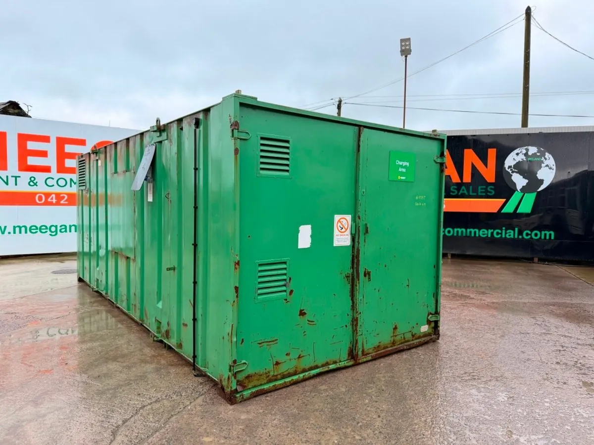 20 x 9 container with extra security doors - Image 3