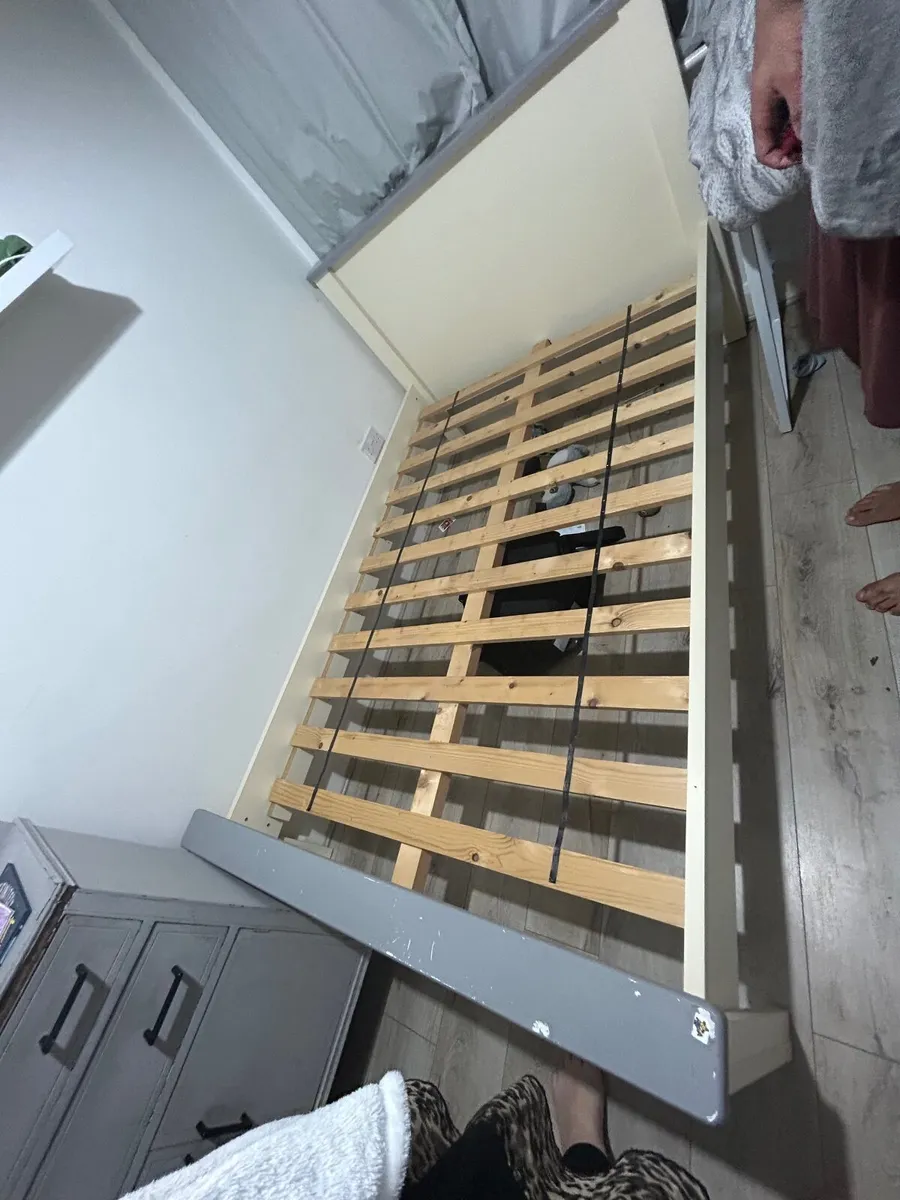 4ft bed frame - Image 1