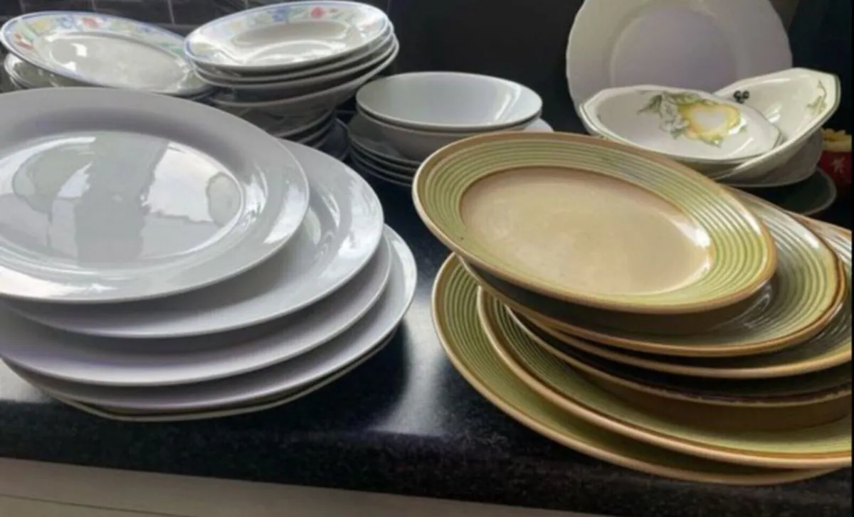 Dishes plates - Image 1