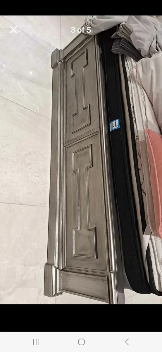 King size bed and two matching side units. - Image 4