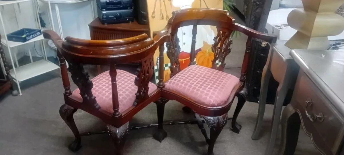 Decorative Reproduction Love Seat