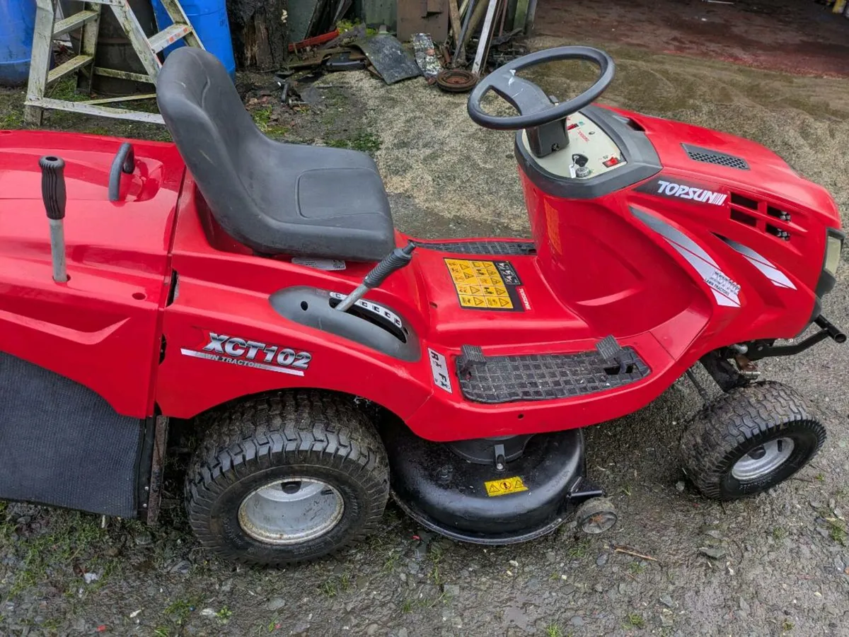 Ride on lawnmower - Image 3