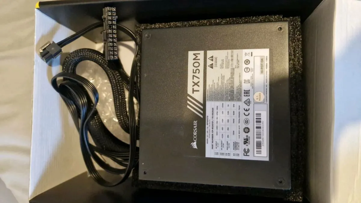 Corsair TX750M 750 Watt Semi Modular Power Supply - Image 3