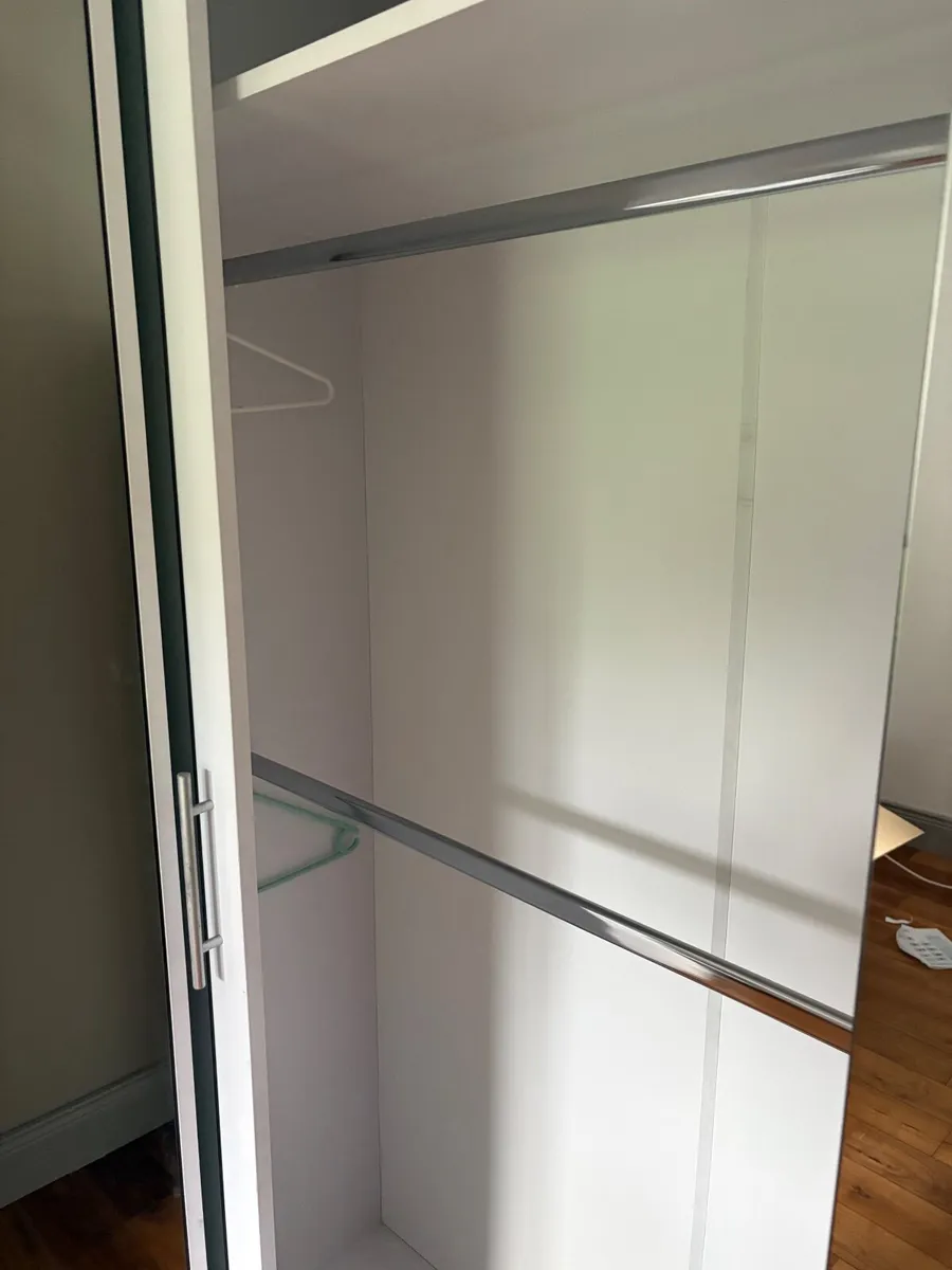 Sliding Wardrobe - Image 4