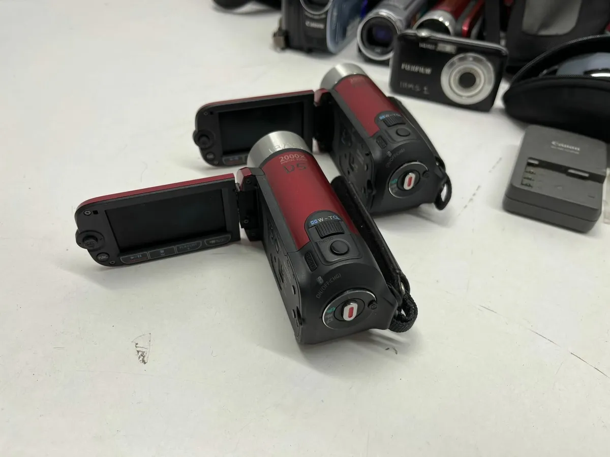 Online Auction Of A Photography Equipment & More! - Image 2