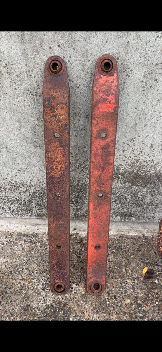 David Brown 990 parts - Image 4