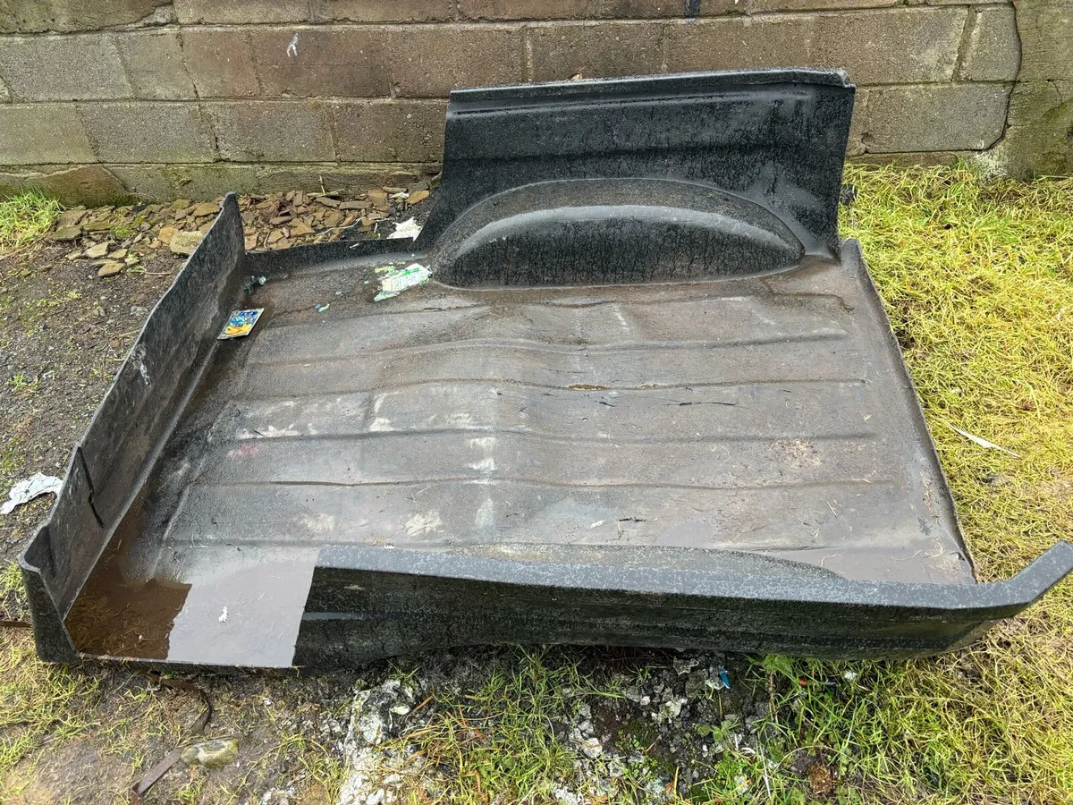 Land Cruiser boot insert - Image 2