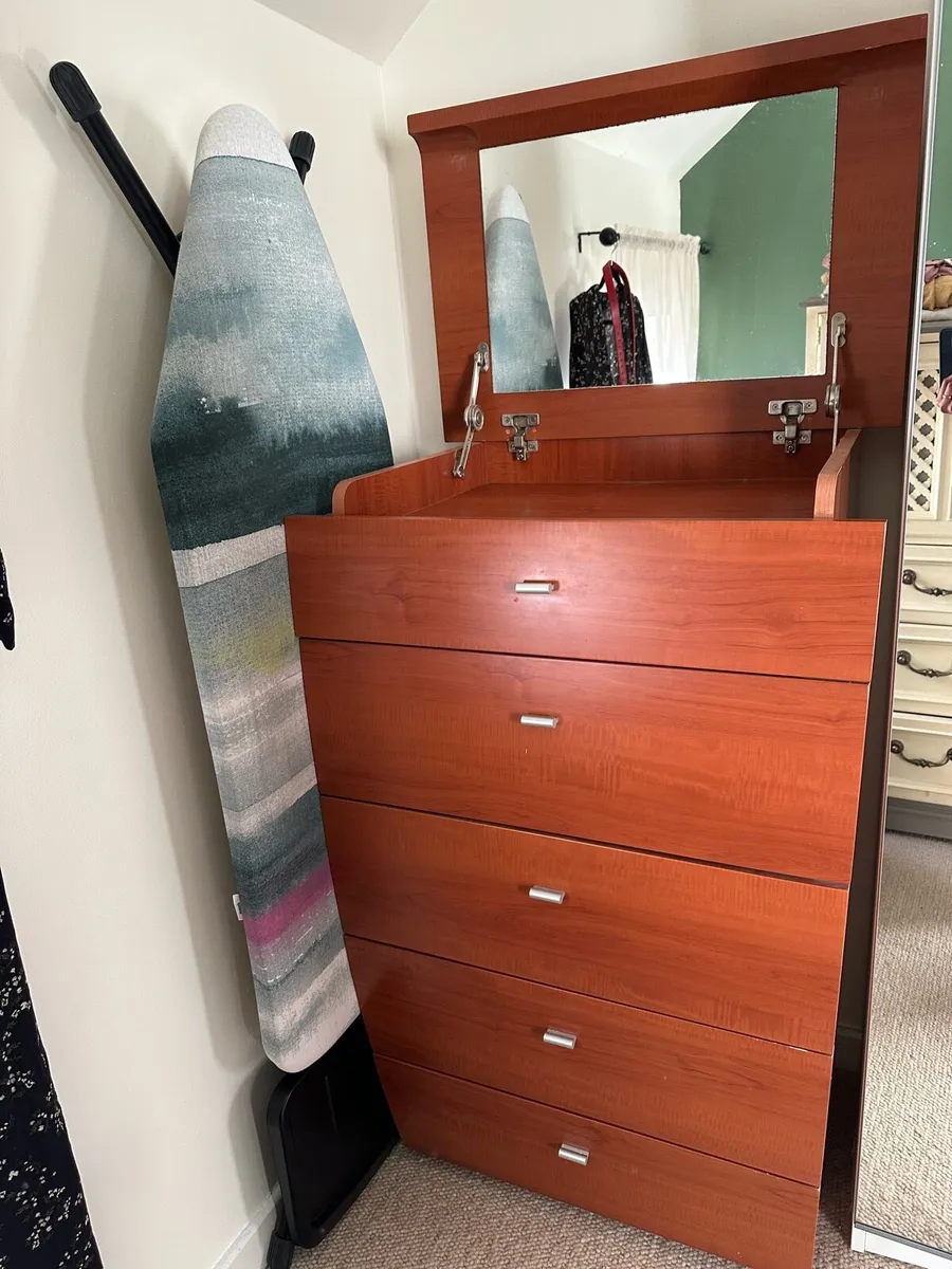 Wooden Chest of Drawers with Mirror