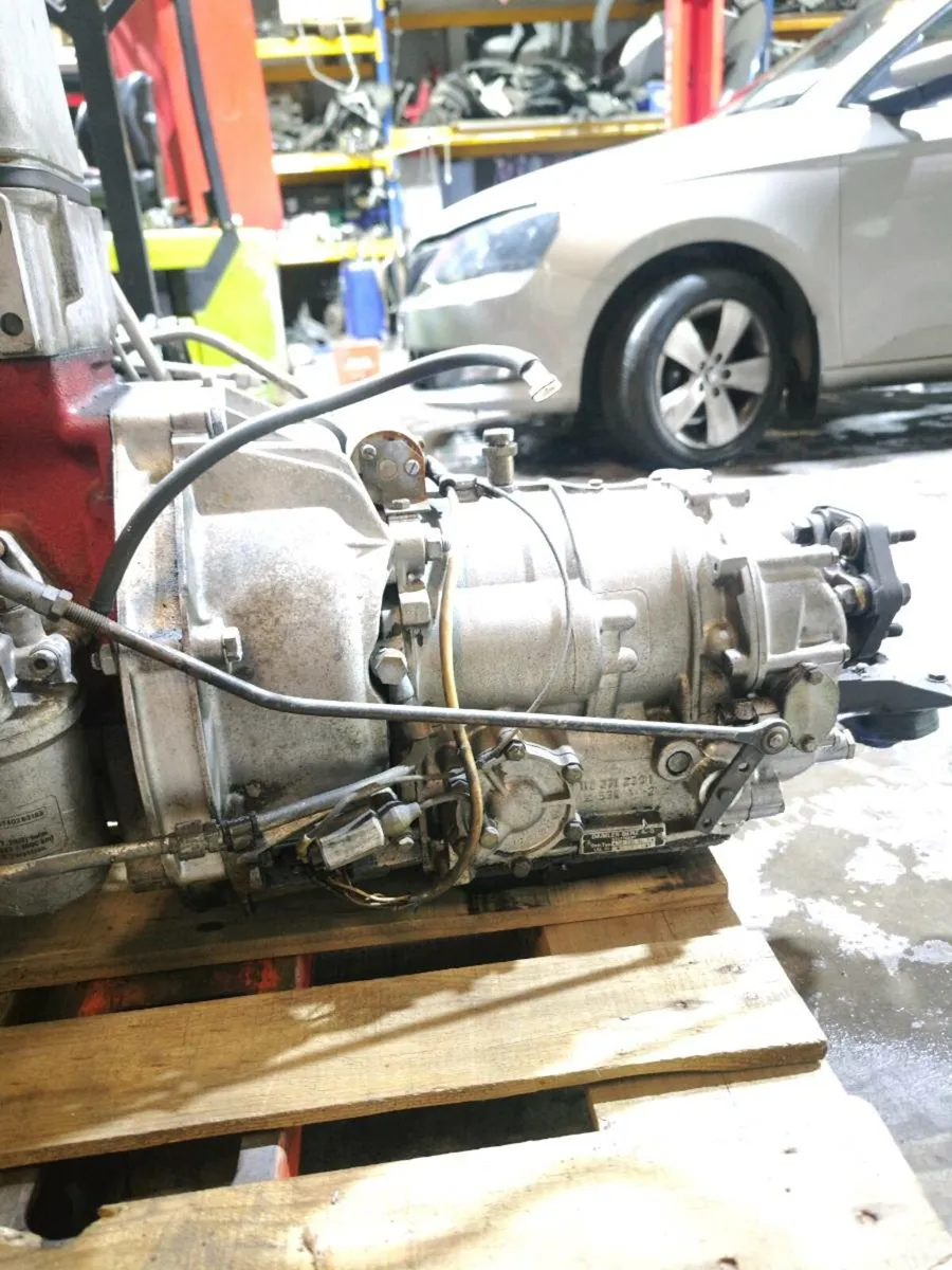 M129 engine from mercedes W108 250se - Image 4