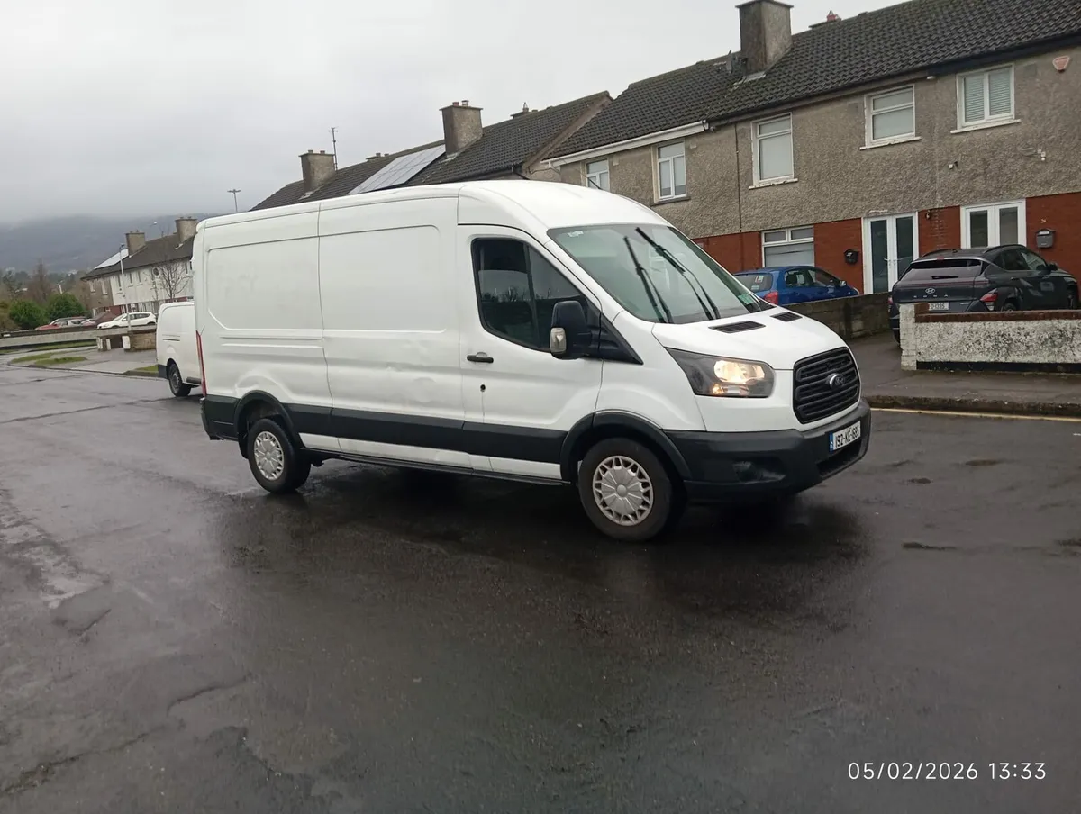 192 Ford transit 180 km - Image 3