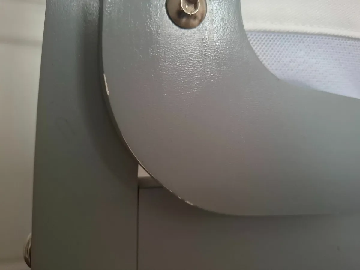 Snuzpod 4 co-sleeper Grey