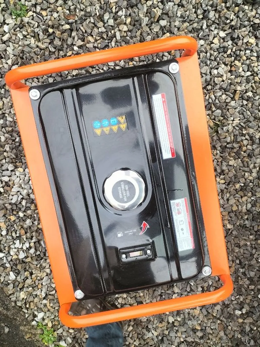 Generator-Victor Petrol Generator 3.7KVA UP170 208cc AVR - Image 4