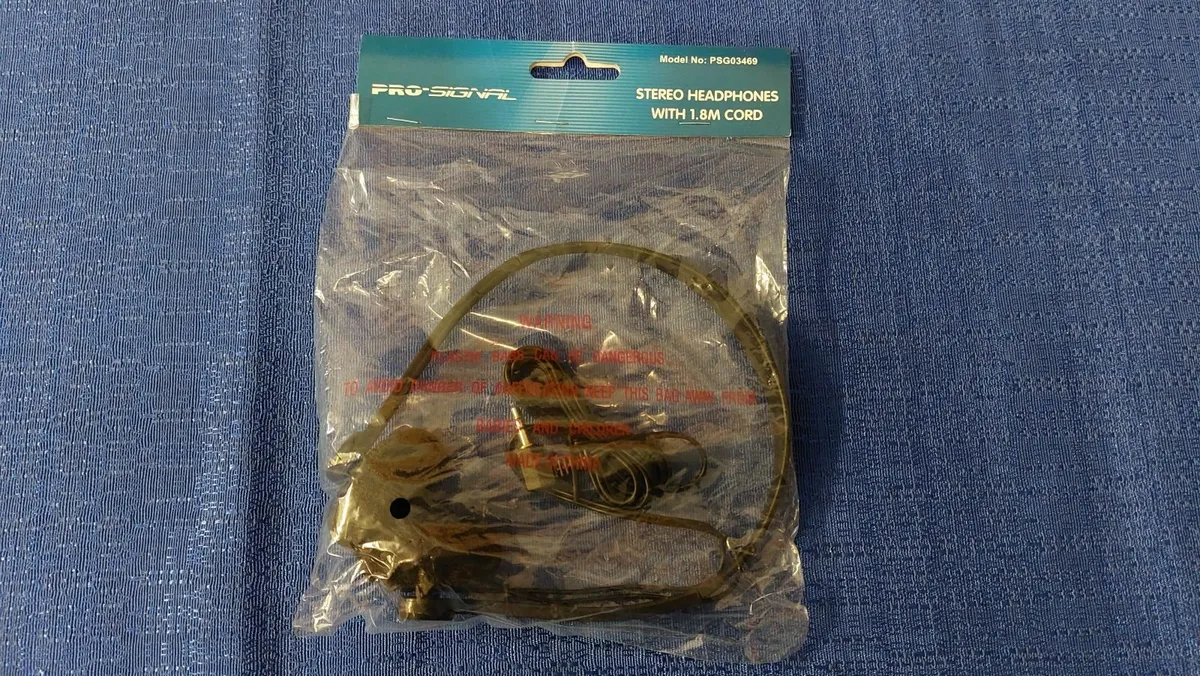 Pro signal Stereo Headphones with 1.8m cord - Image 1