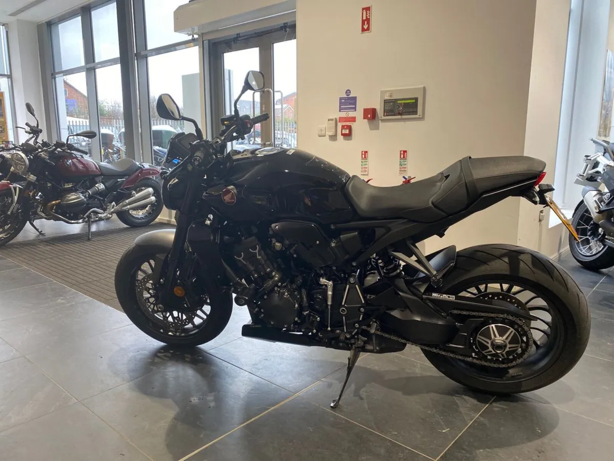 HONDA CB1000R - Image 3