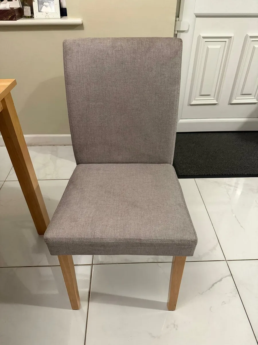 Kitchen table & 6 chairs - Image 2