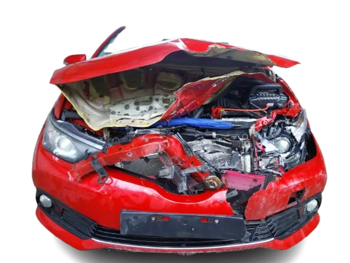 2015 TOYOTA AURIS For Breaking/Dismantling - Image 2