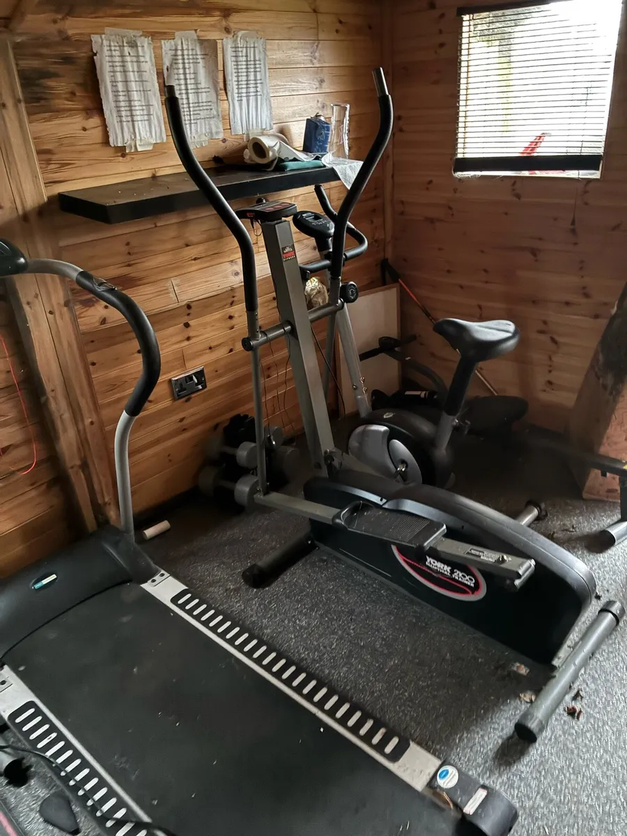 Gym equipment - Image 1