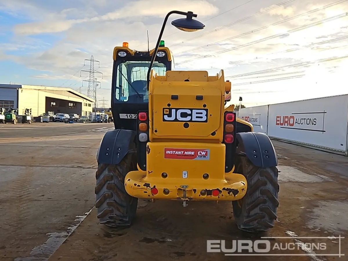 2022 JCB 540-200 - Image 3